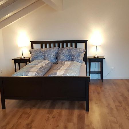 Attika Wohnung Spiez Eksteriør billede