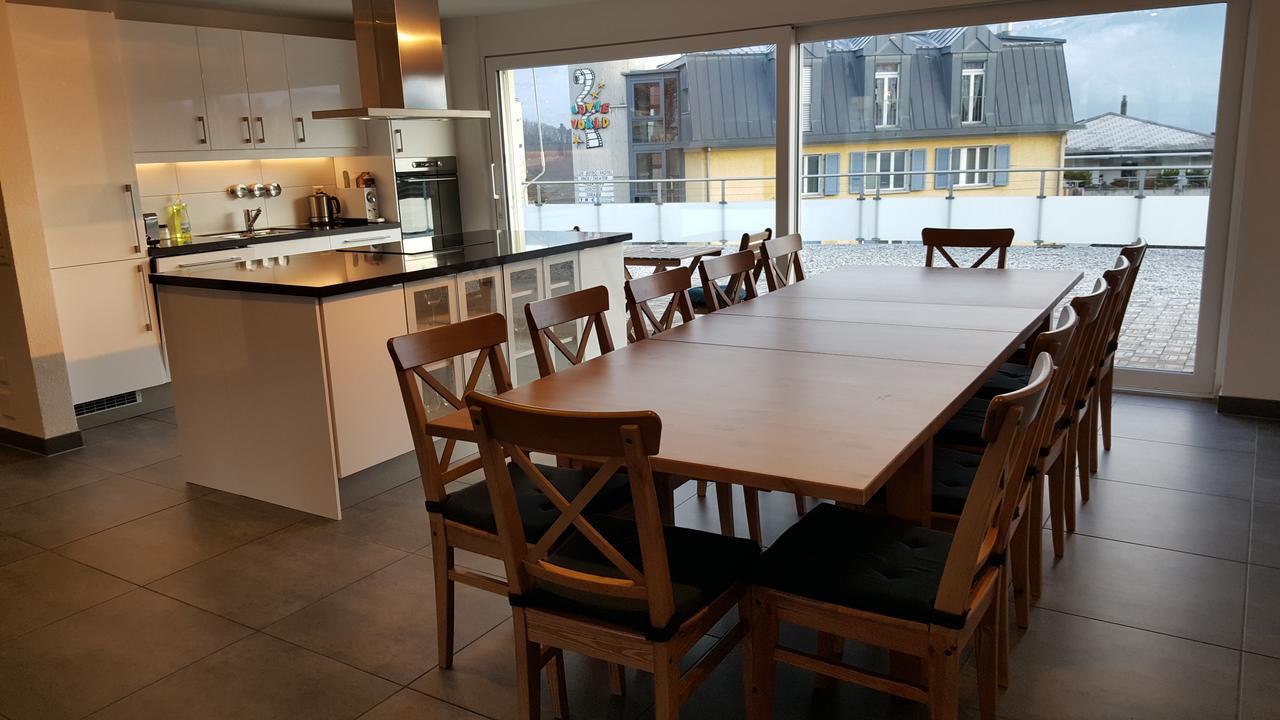 Attika Wohnung Spiez Eksteriør billede